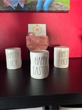 Rae Dunn Happy Easter White Ceramic Holiday Votive Set with 2 hand mitts READ